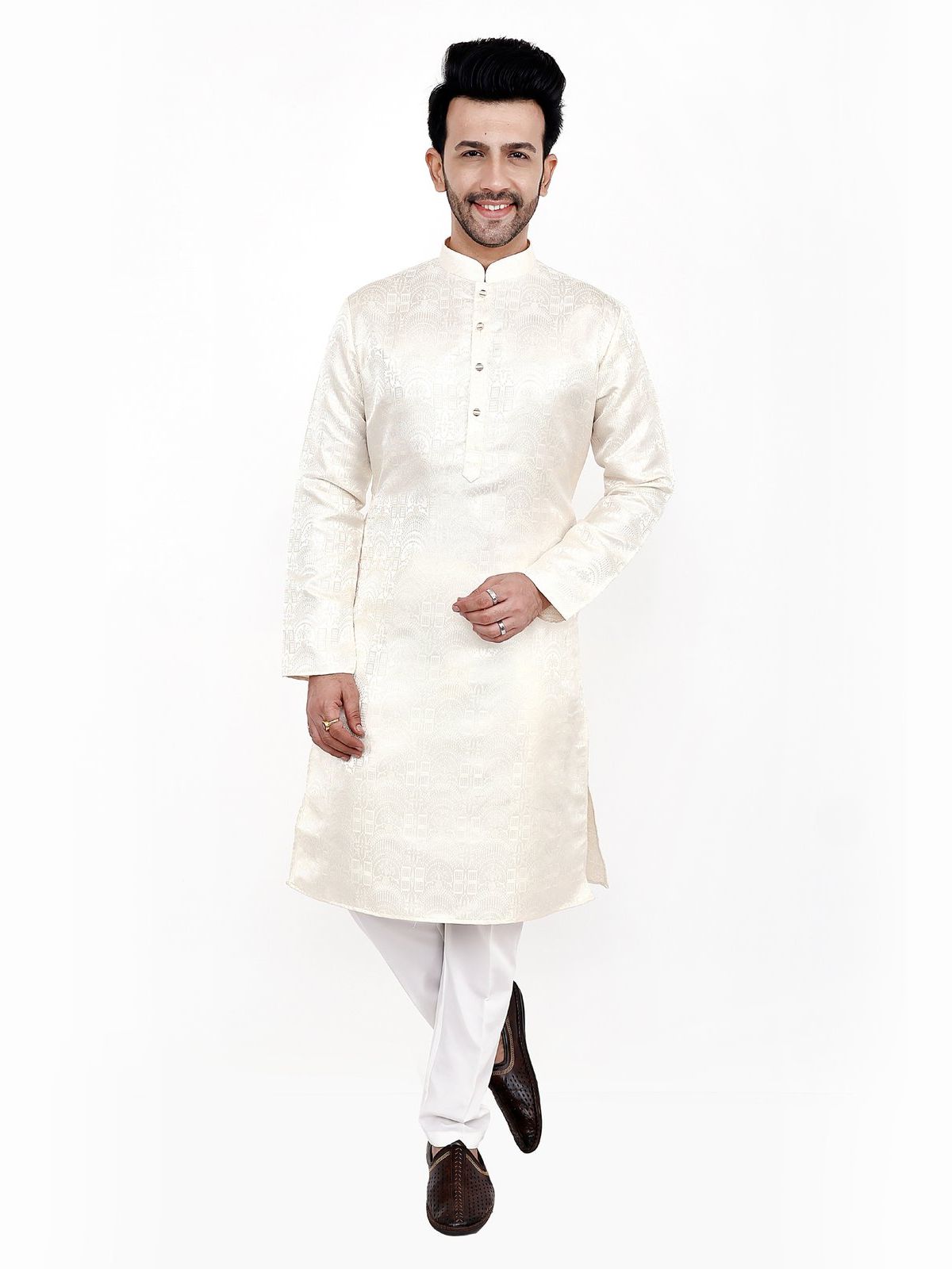 Off-White Geometric Jacquard Kurta Pajama Set: Men's Festive Wedding Outfit